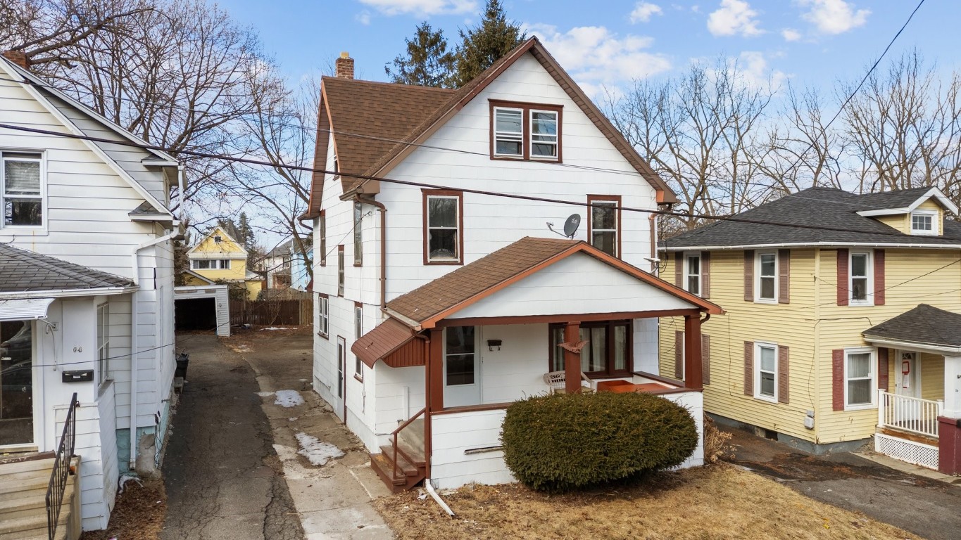 60 Roberts Street, Johnson City, New York image 1