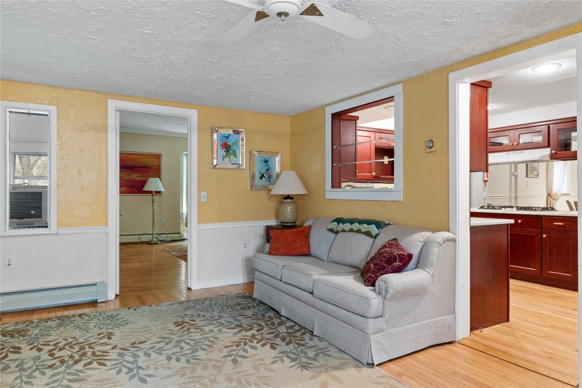 453 Grippen Hill Road