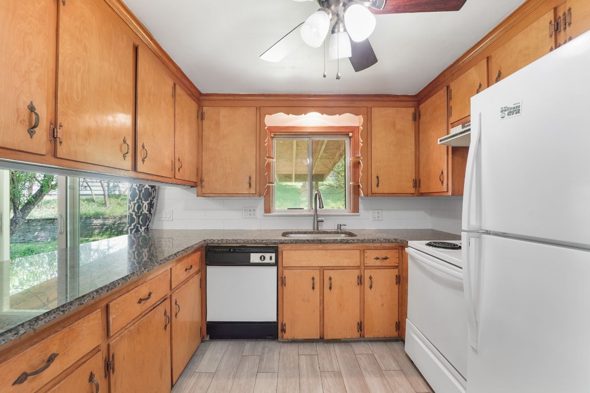 901 Marguerite Court, Vestal, New York image 8
