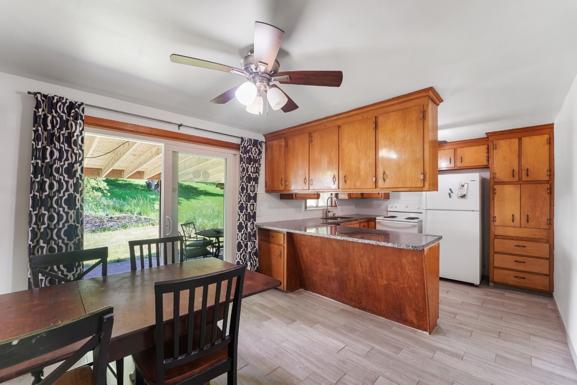 901 Marguerite Court, Vestal, New York image 7