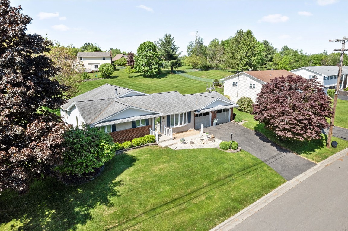 936 Schuyler Street, Endicott, New York image 2