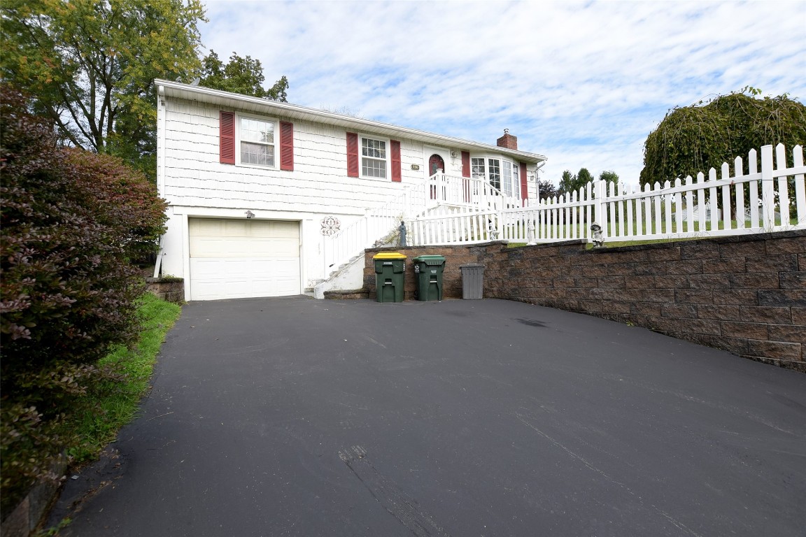 116 Lewis Road, Binghamton, New York image 3