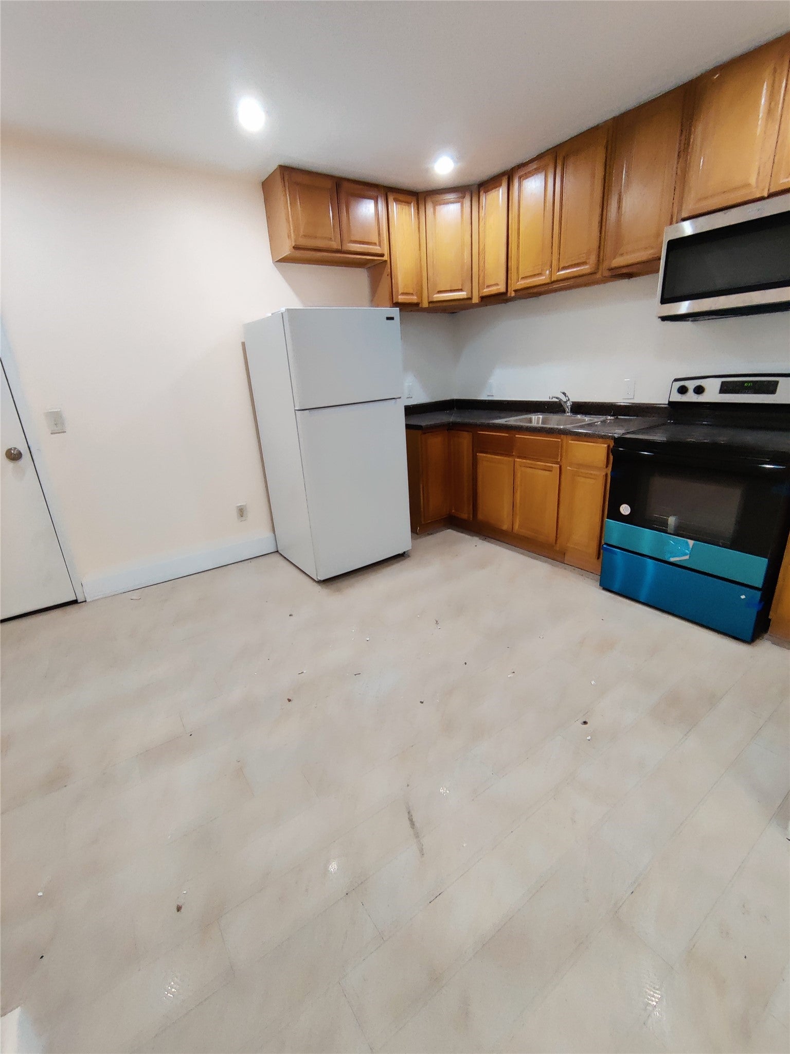 11 Avenue A 1 - Photo 3