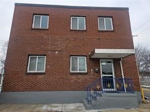 Homes For Sale - 1 Endicott Avenue<br/> Broome County, Johnson City, NY 13790