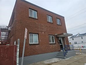 1 Endicott Avenue - Photo 3