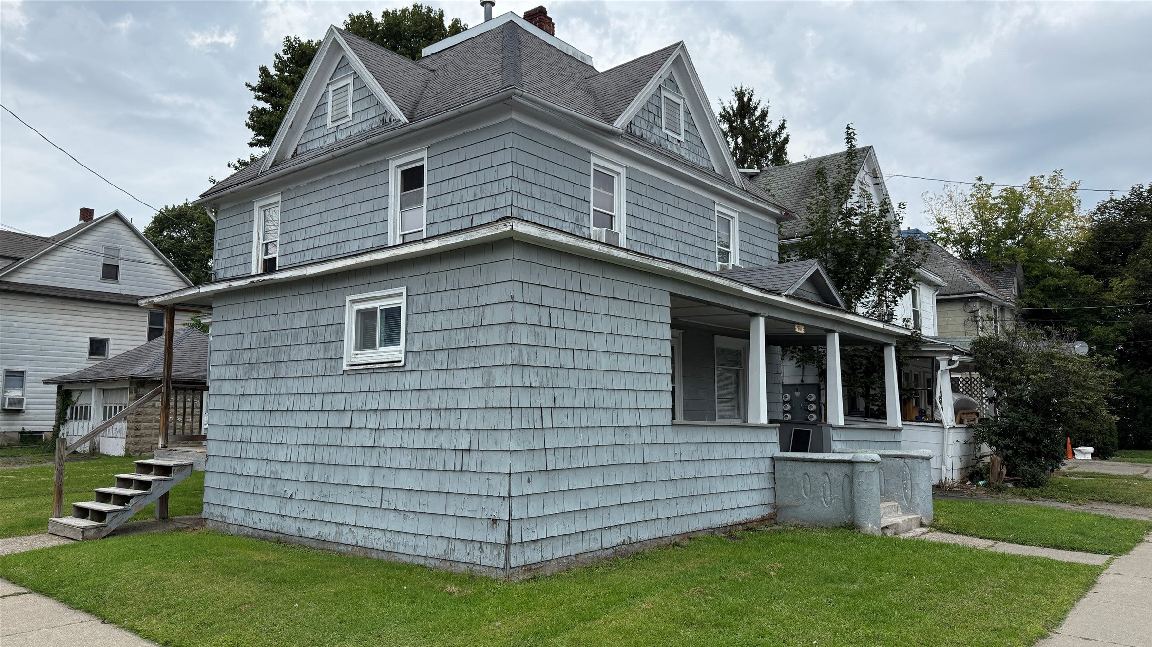 901 Monroe Street - Photo 2