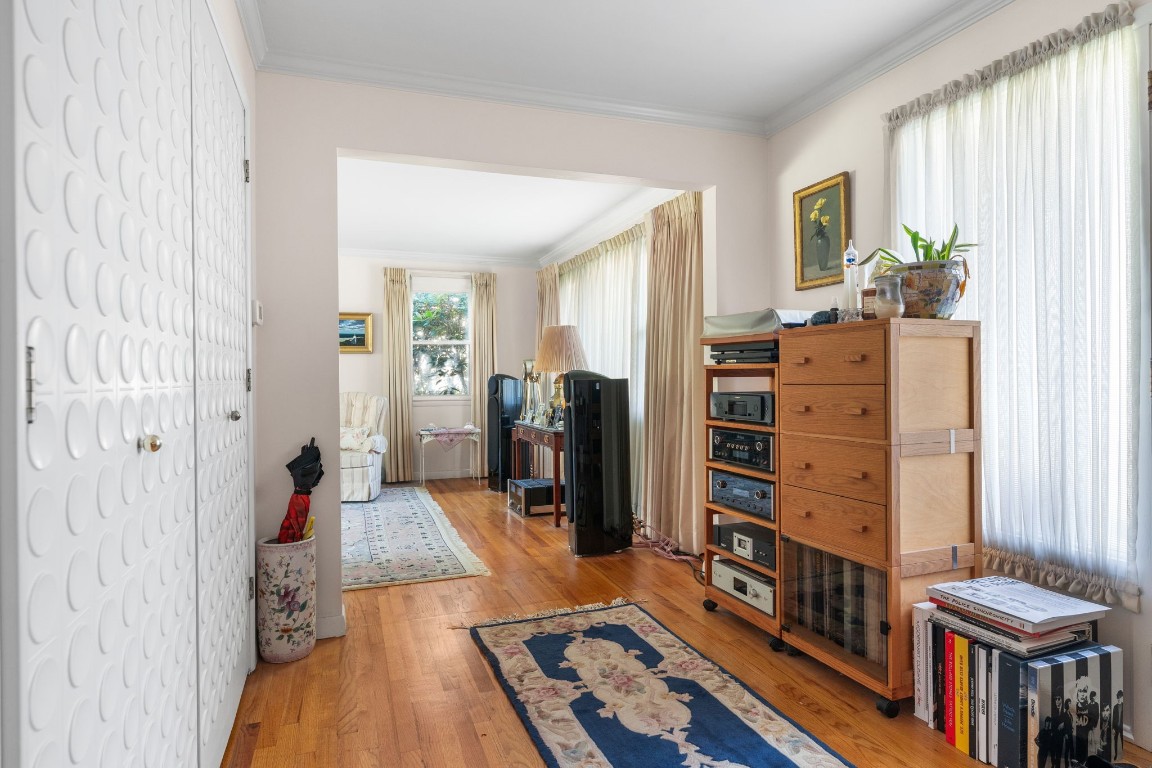 524 Midvale Road