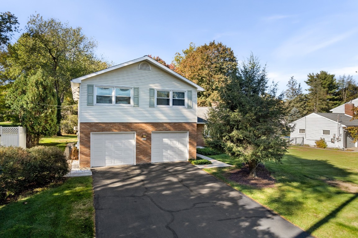 524 Midvale Road