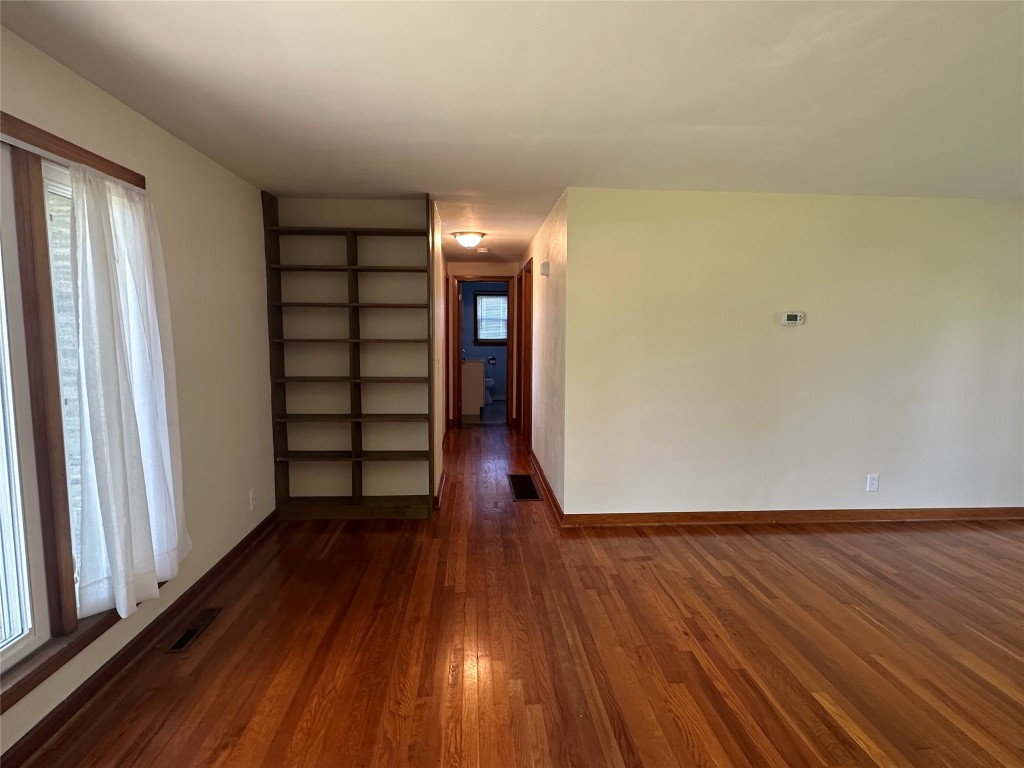 21 Griffin Drive, Apalachin, New York image 3