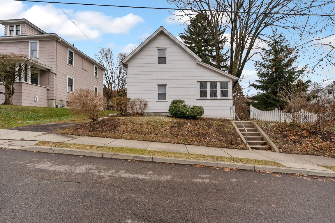 10 Maple Street, Binghamton, New York image 2