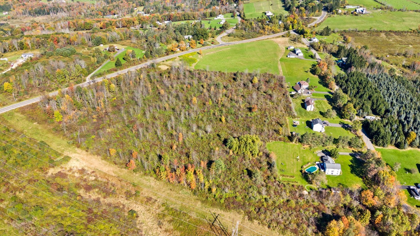 2028 Farm To Market Road, Endwell, New York image 8