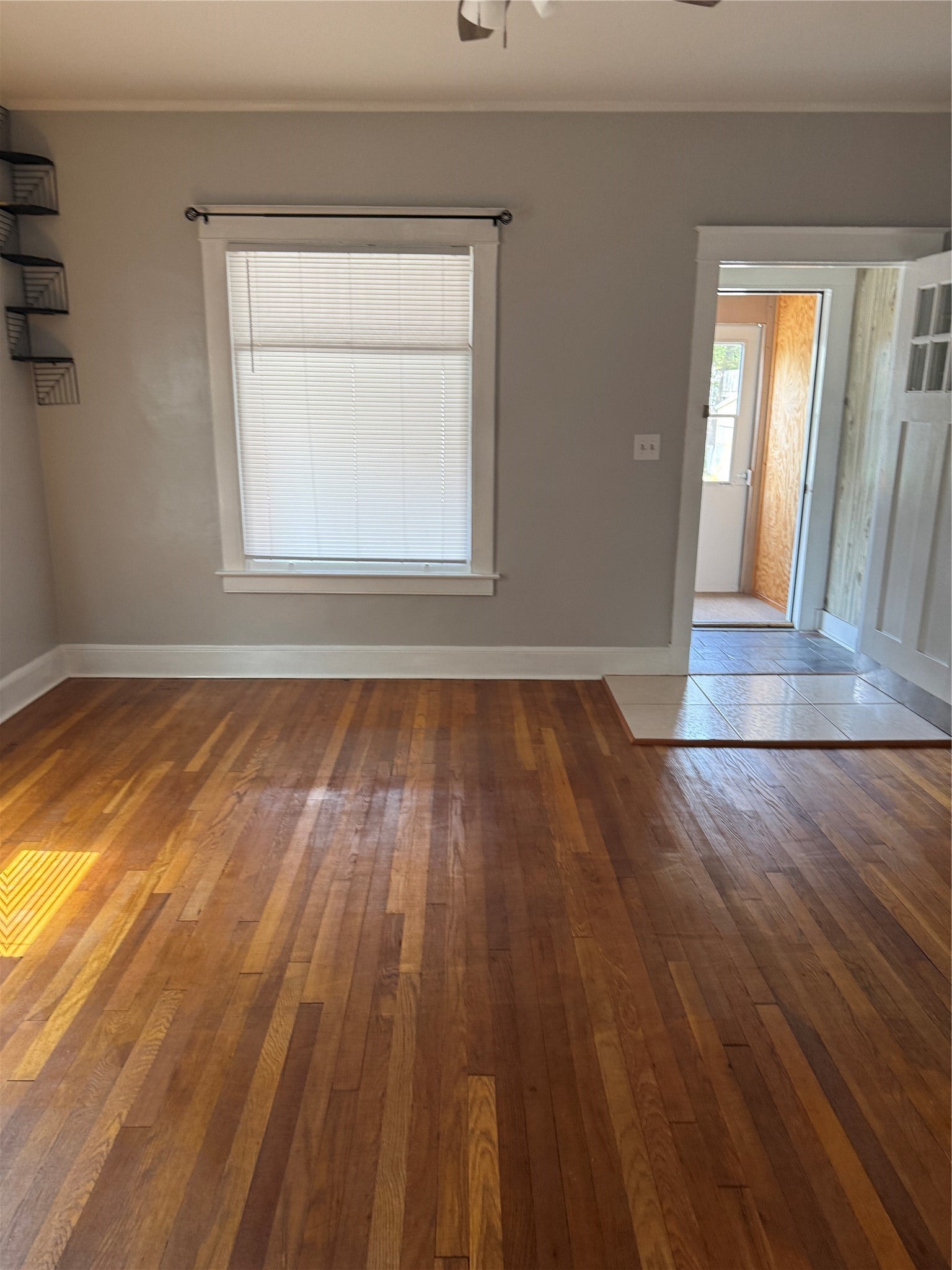 27 1/2 Euclid Avenue - Photo 3