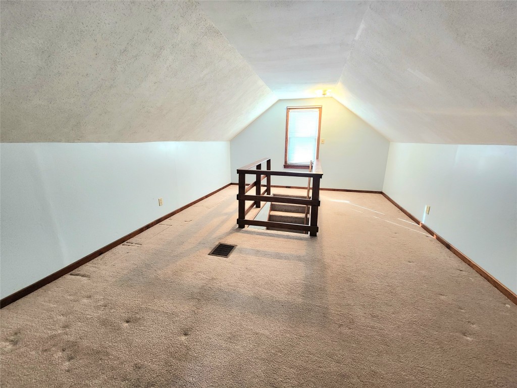 404 Clifford Drive, Vestal, New York image 14