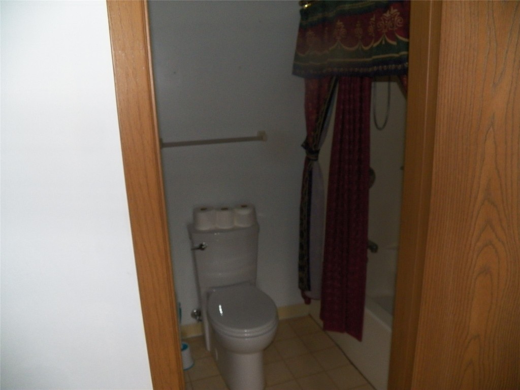 37 Theresa Boulevard, Binghamton, New York image 6