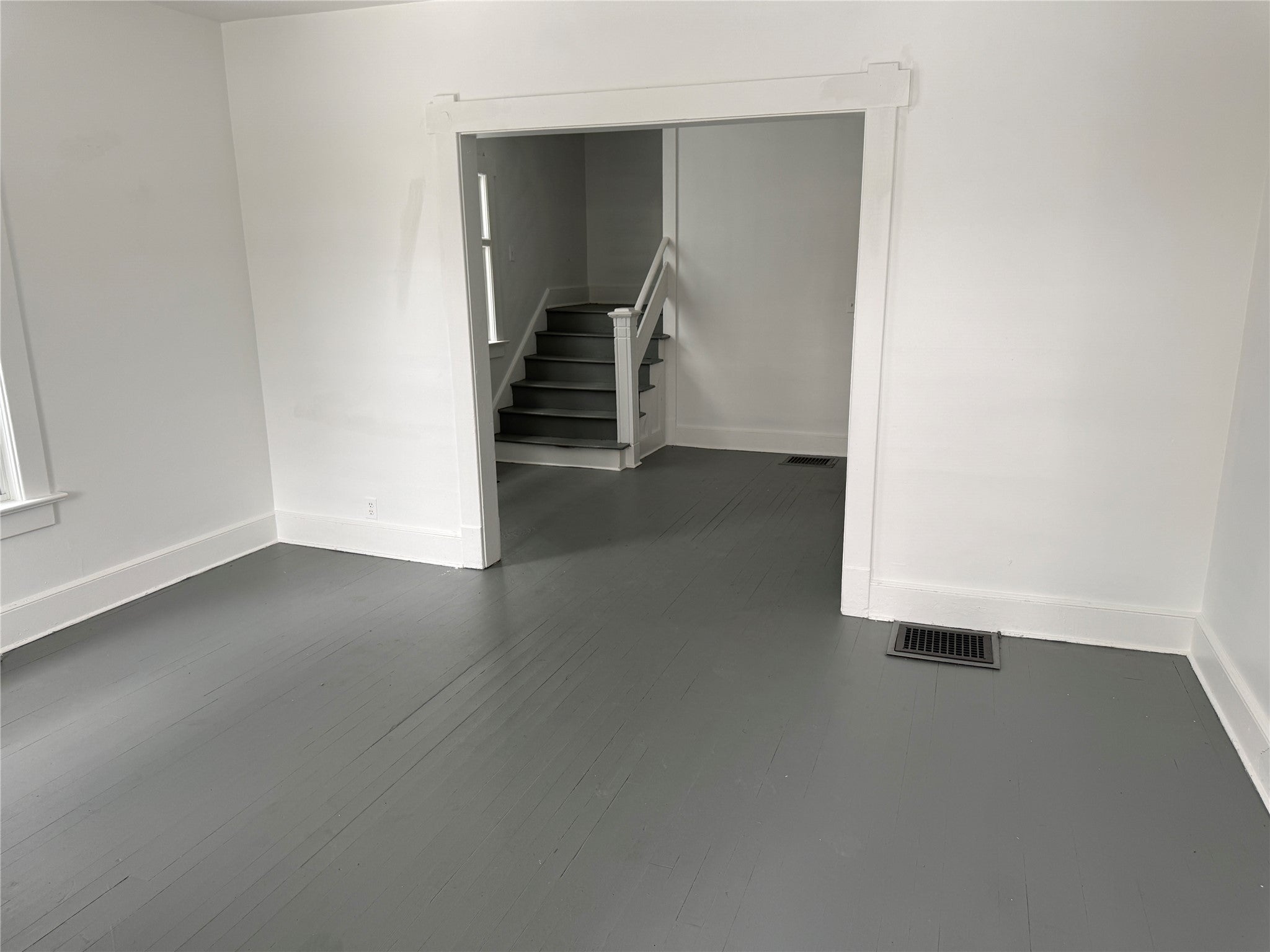 32 Farr Avenue - Photo 3