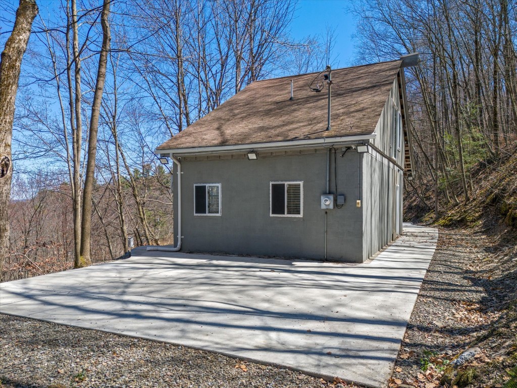 850 - 854 Powderhouse Road, Vestal, New York image 25