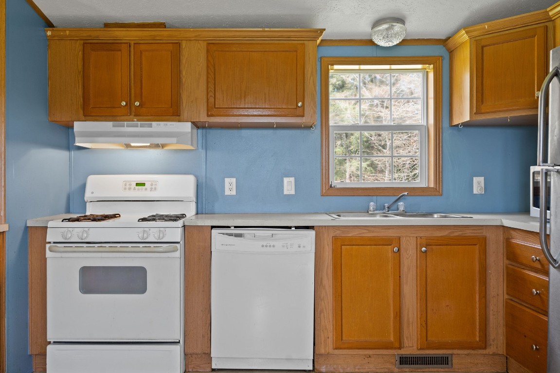 50 Waverly Road, Whitney Point, New York image 17
