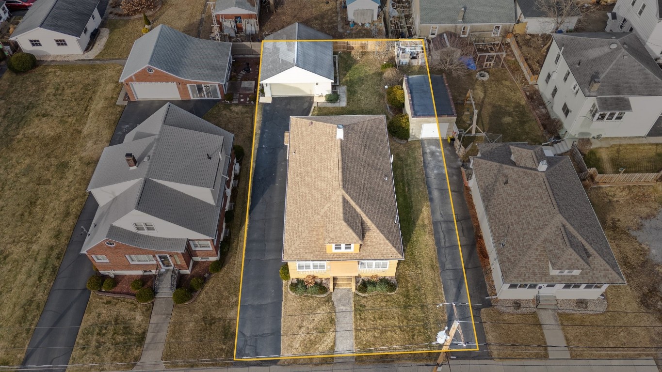 4 Delaware Ave, Endicott, New York image 27