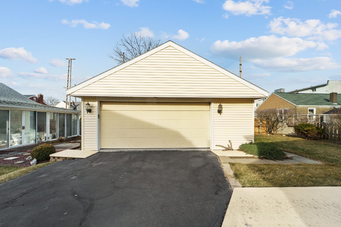 4 Delaware Ave, Endicott, New York image 23