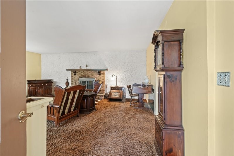 277 Pierce Road, Vestal, New York image 7