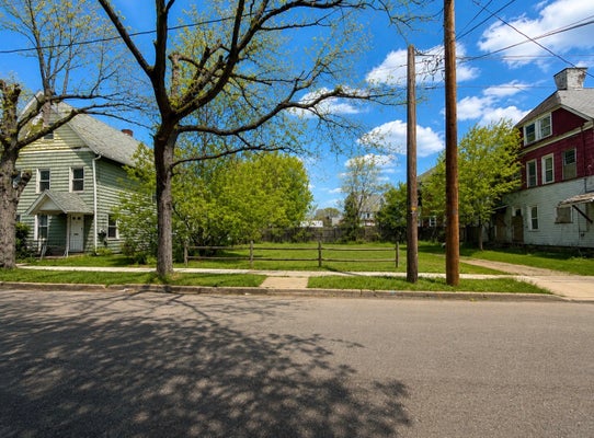 26 STUYVESANT ST, BINGHAMTON, NY 13901 - Image 4d7ed968d2bdbfe062dc3148619a5a65/577080718