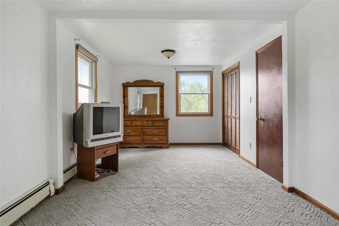 317 Hearthstone Drive, Endwell, New York image 19