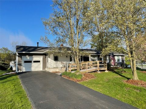 Homes For Sale - 2 Manchester Boulevard<br/> Owego, NY 13827