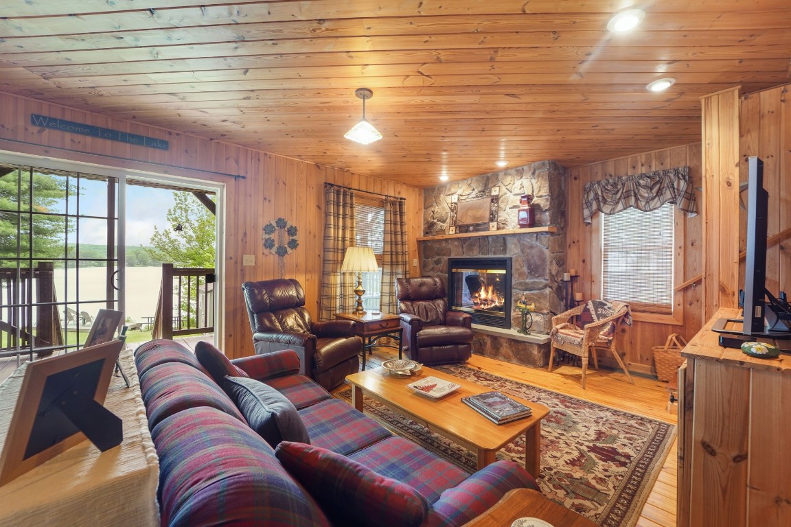 294 Locust Lane, Thompson, Pennsylvania image 25