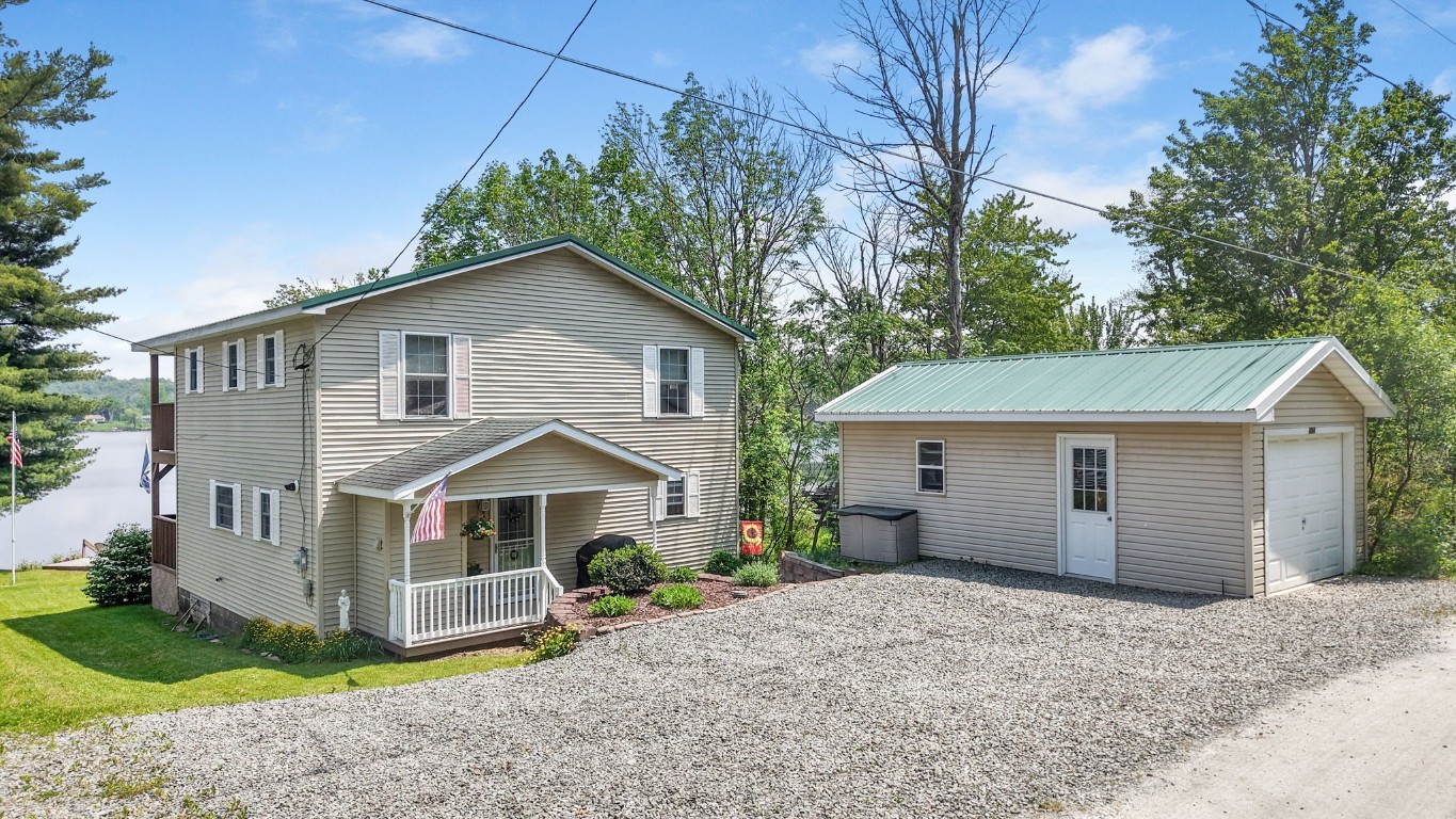 294 Locust Lane, Thompson, Pennsylvania image 1