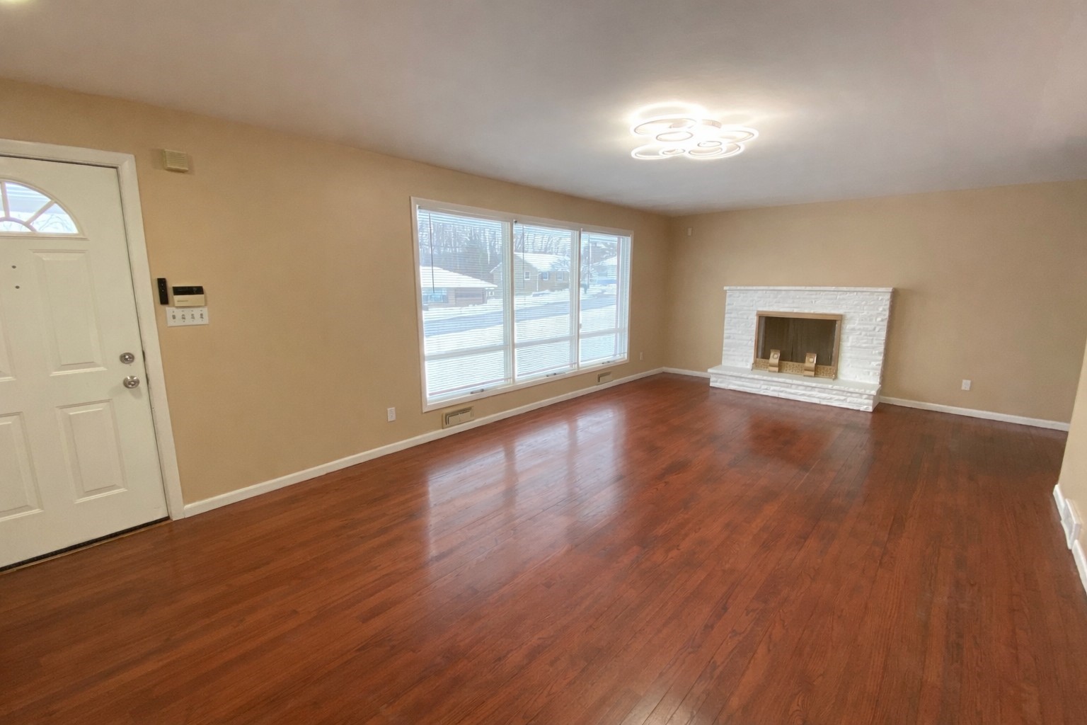 6 Canterbury Drive