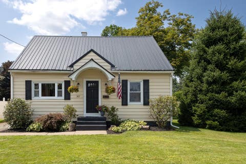Photo for 357 Oak