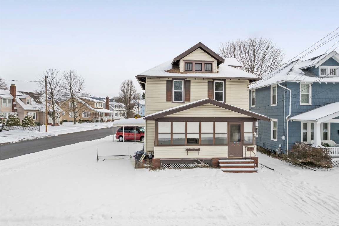 15 Beacon Street, Binghamton, New York image 1