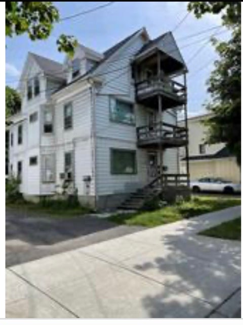 Multifamily For Sale - 290 Robinson Street<br/> Broome County, Binghamton, NY 13904