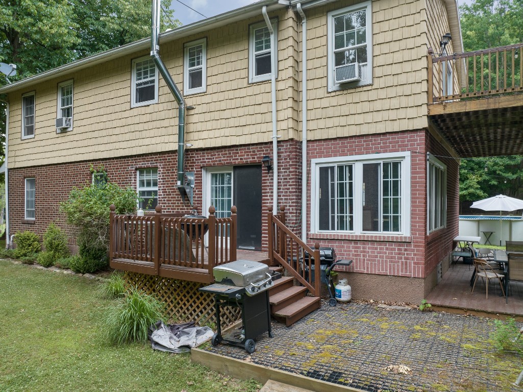 110 La Grange Street