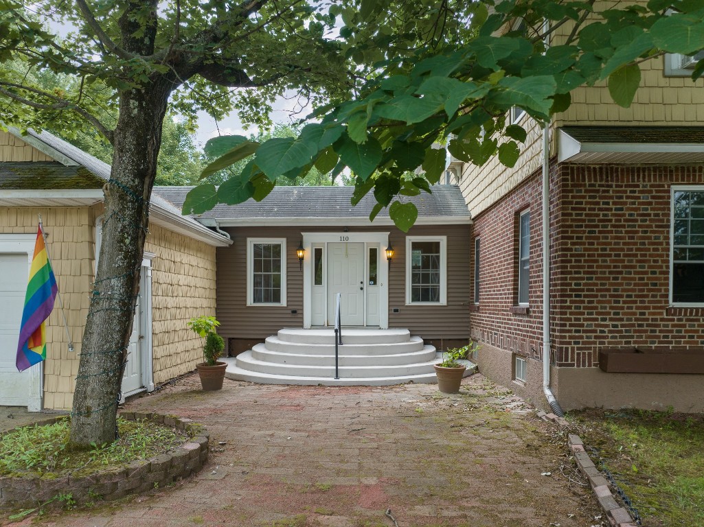 110 La Grange Street