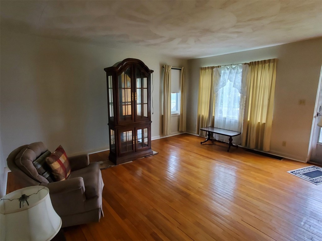429 June Street, Endicott, New York image 3