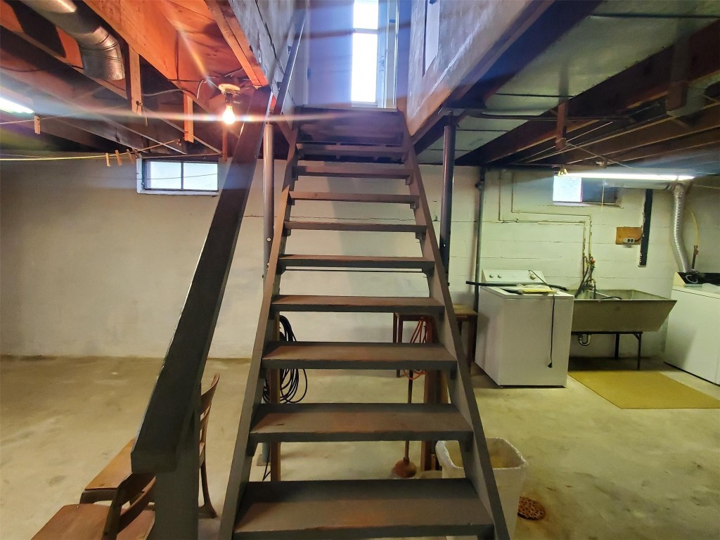 429 June Street, Endicott, New York image 21