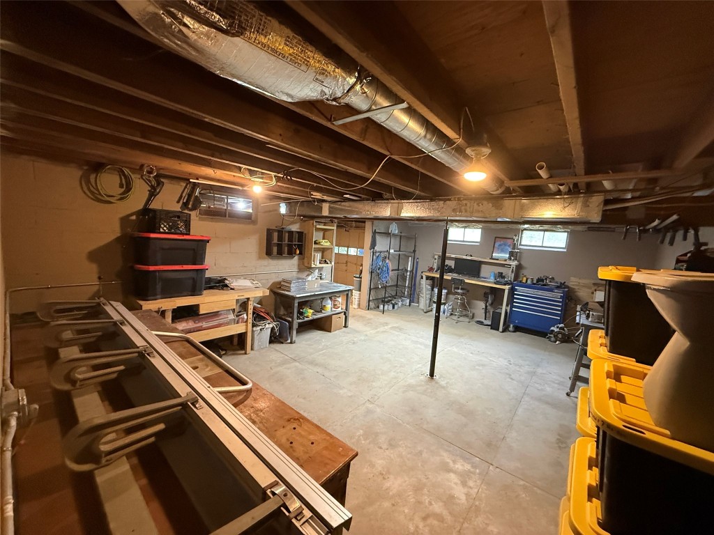 6 Harry L Drive, Kirkwood, New York image 24