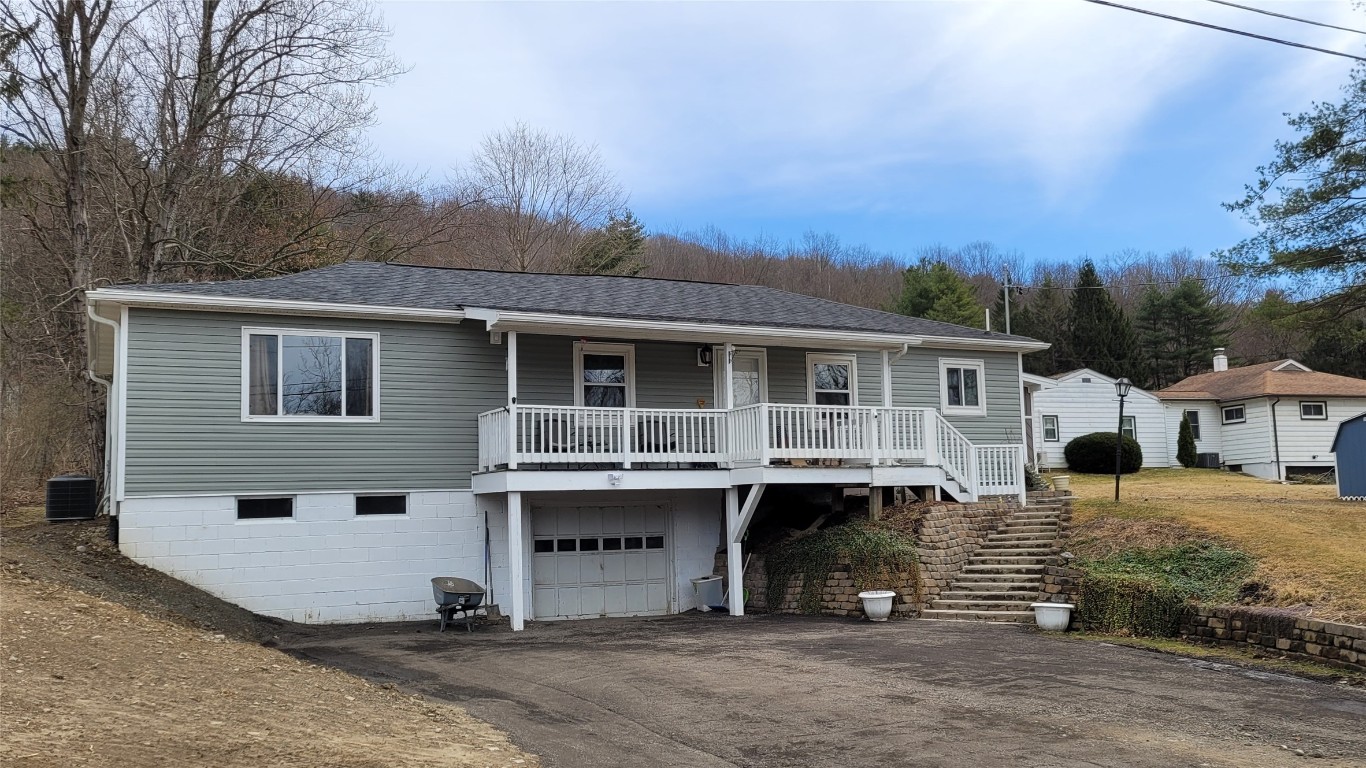 6 Harry L Drive, Kirkwood, New York image 2