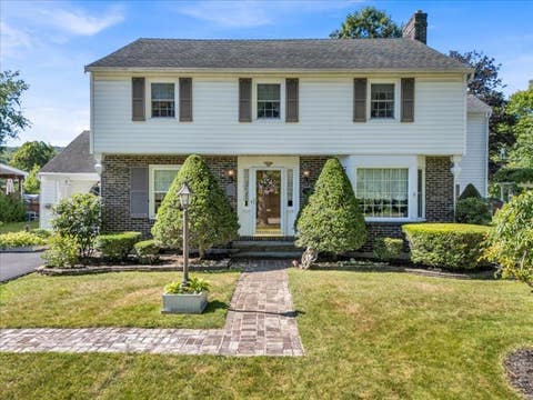 Photo for 926 RIVER RD