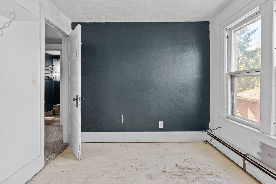 309 Squires Avenue, Endicott, New York image 13