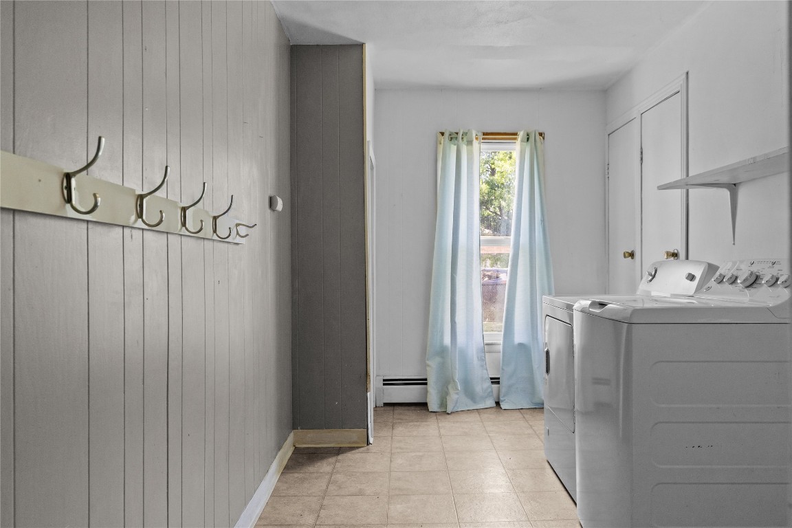 309 Squires Avenue, Endicott, New York image 11
