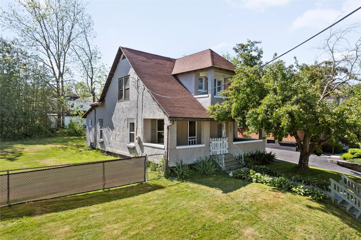 309 Squires Avenue, Endicott, New York image 1