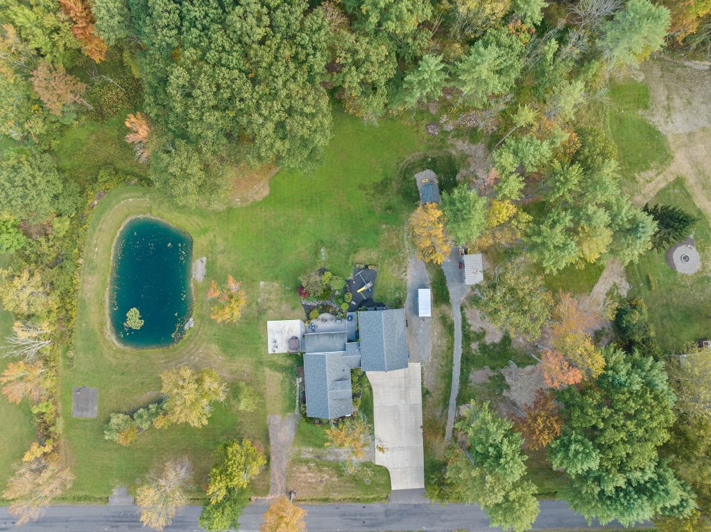 400 W Hill Road