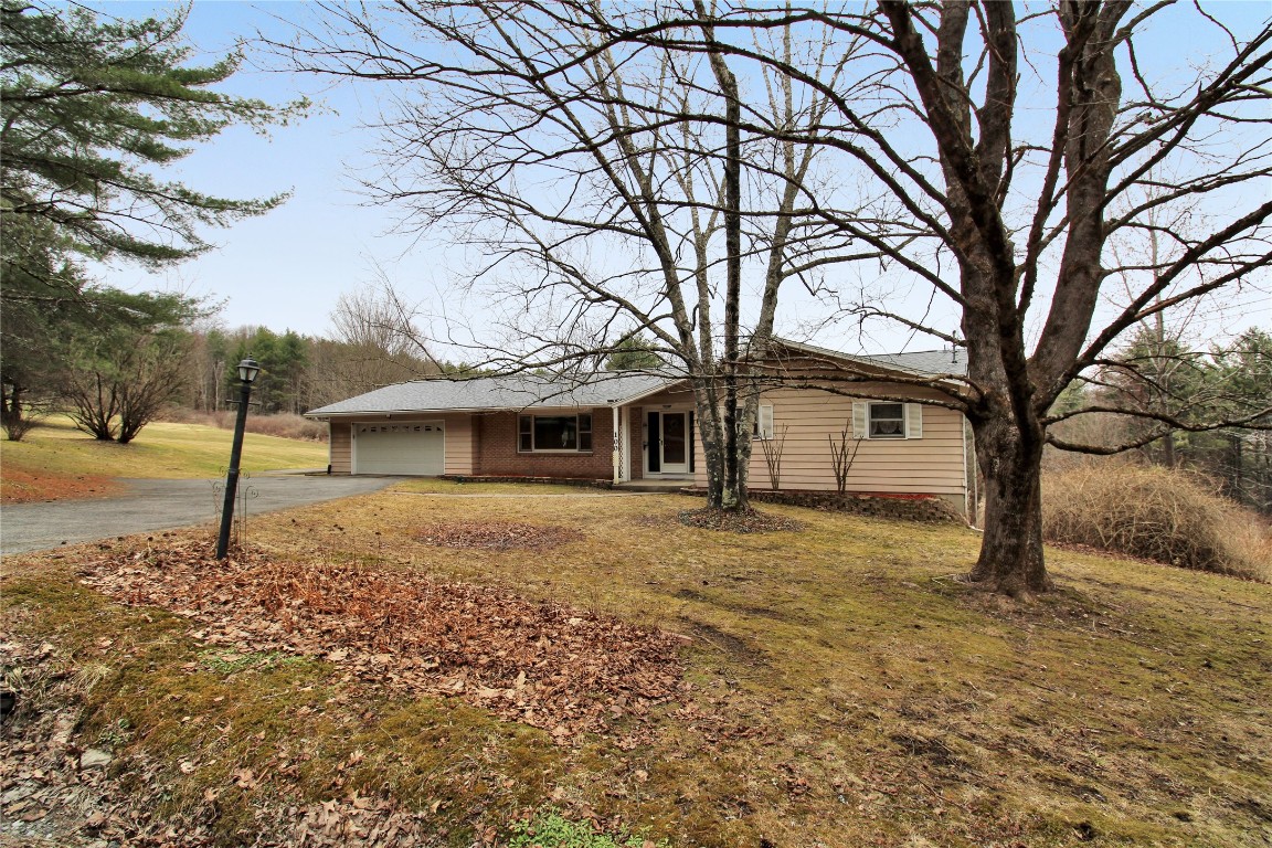 100 Spaulding Road, Owego, New York image 2