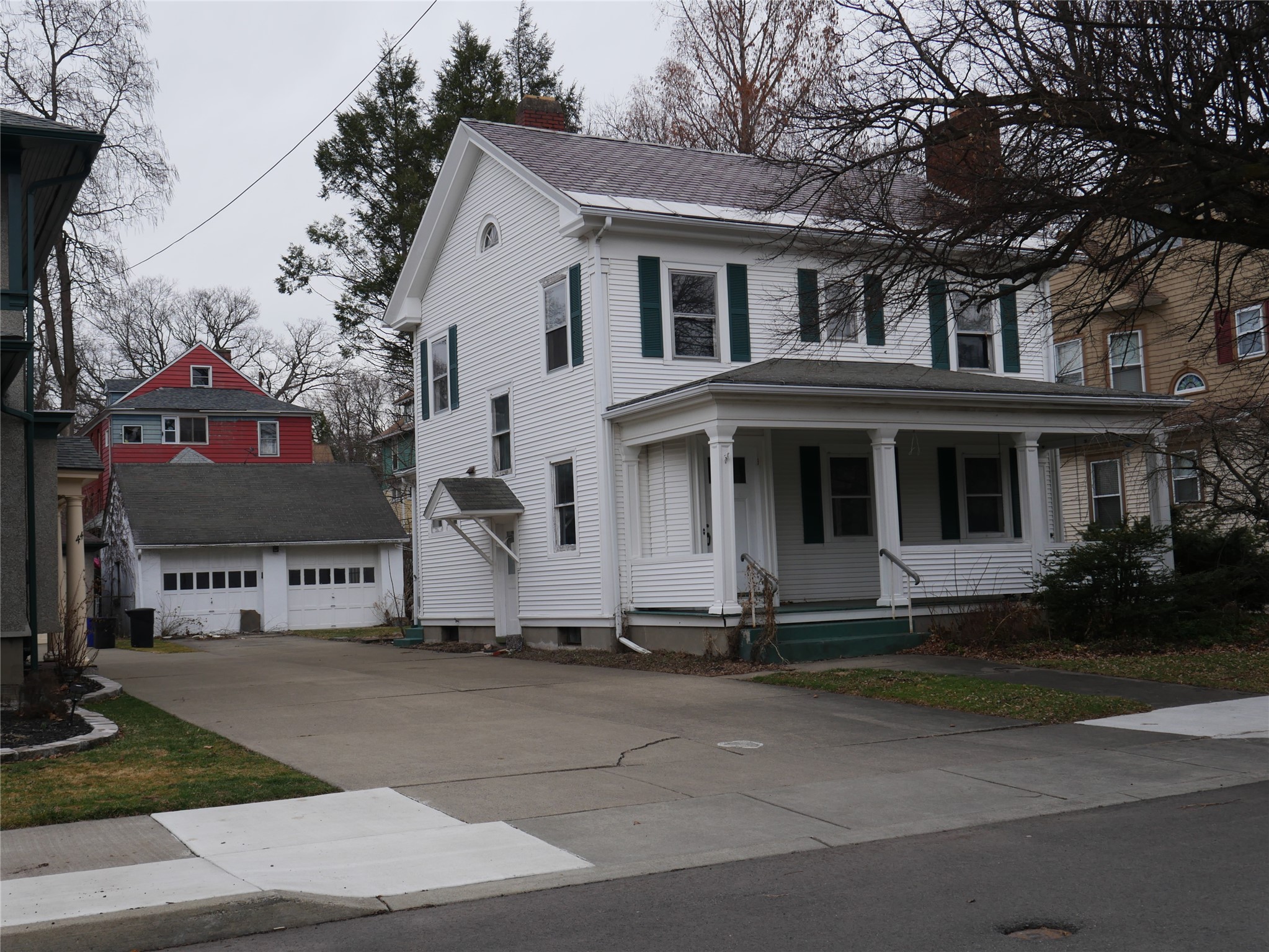 42 Lathrop Avenue - Photo 2