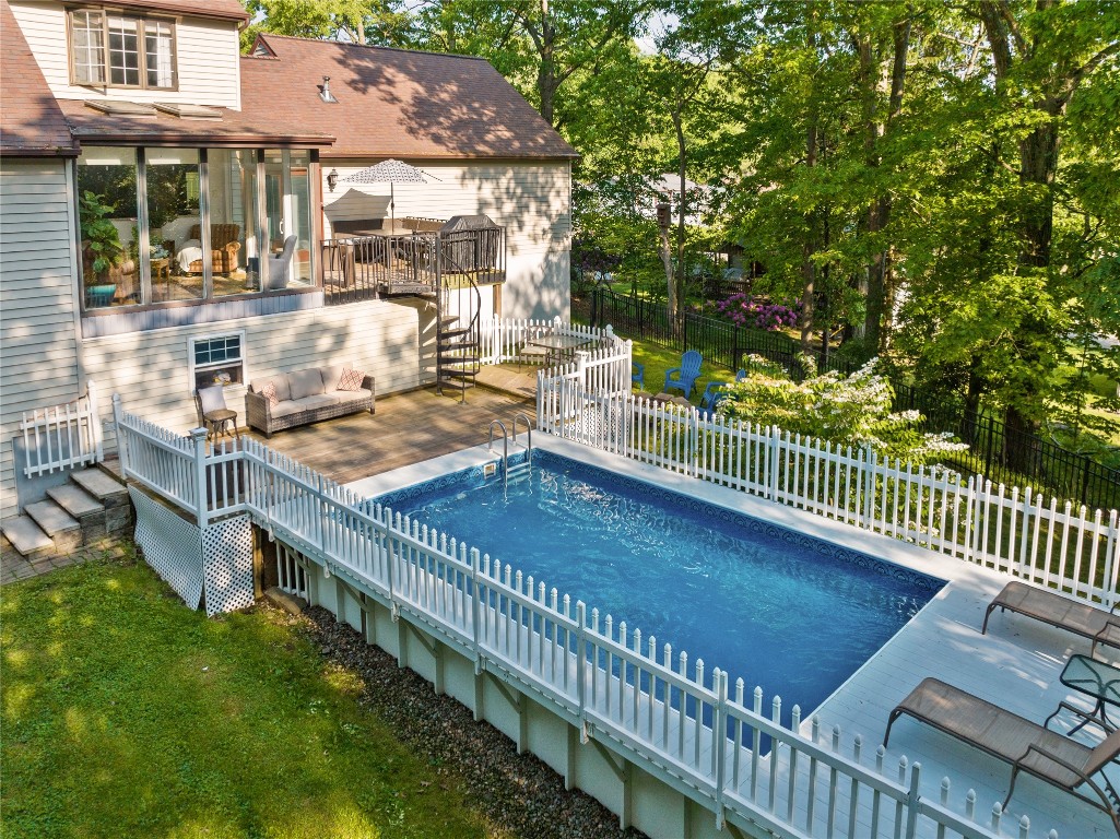 10 Spring Lane, Binghamton, New York image 6