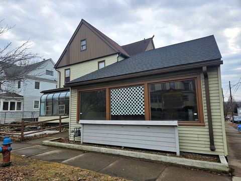27 Downs Avenue Binghamton NY 13905