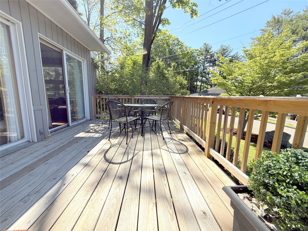 205 African Road, Vestal, New York image 9