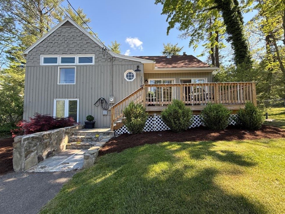205 African Road, Vestal, New York image 1